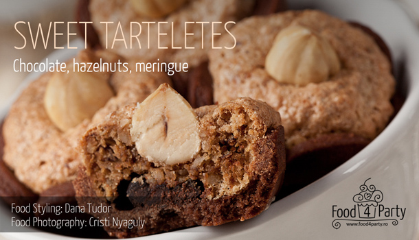Sweet Tartelettes with Chocolate, Hazelnuts and Meringue